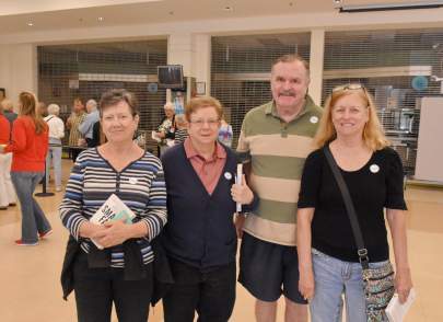 DSC_0085Kathy-Jennings-Ellen-Youssef-Bill-Michell-Gail-LeGrand