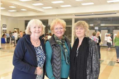 DSC_0110-Jeanette-Sands-Lynda-Abrahmson-Stacy-Johnson-