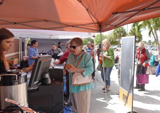 DSC_0165-BOOK-MANIA--JBHS-2017-3-4